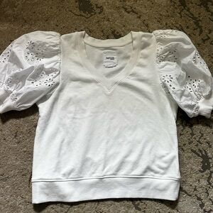 Kensie White Eyelet Puff Sleeve shirt